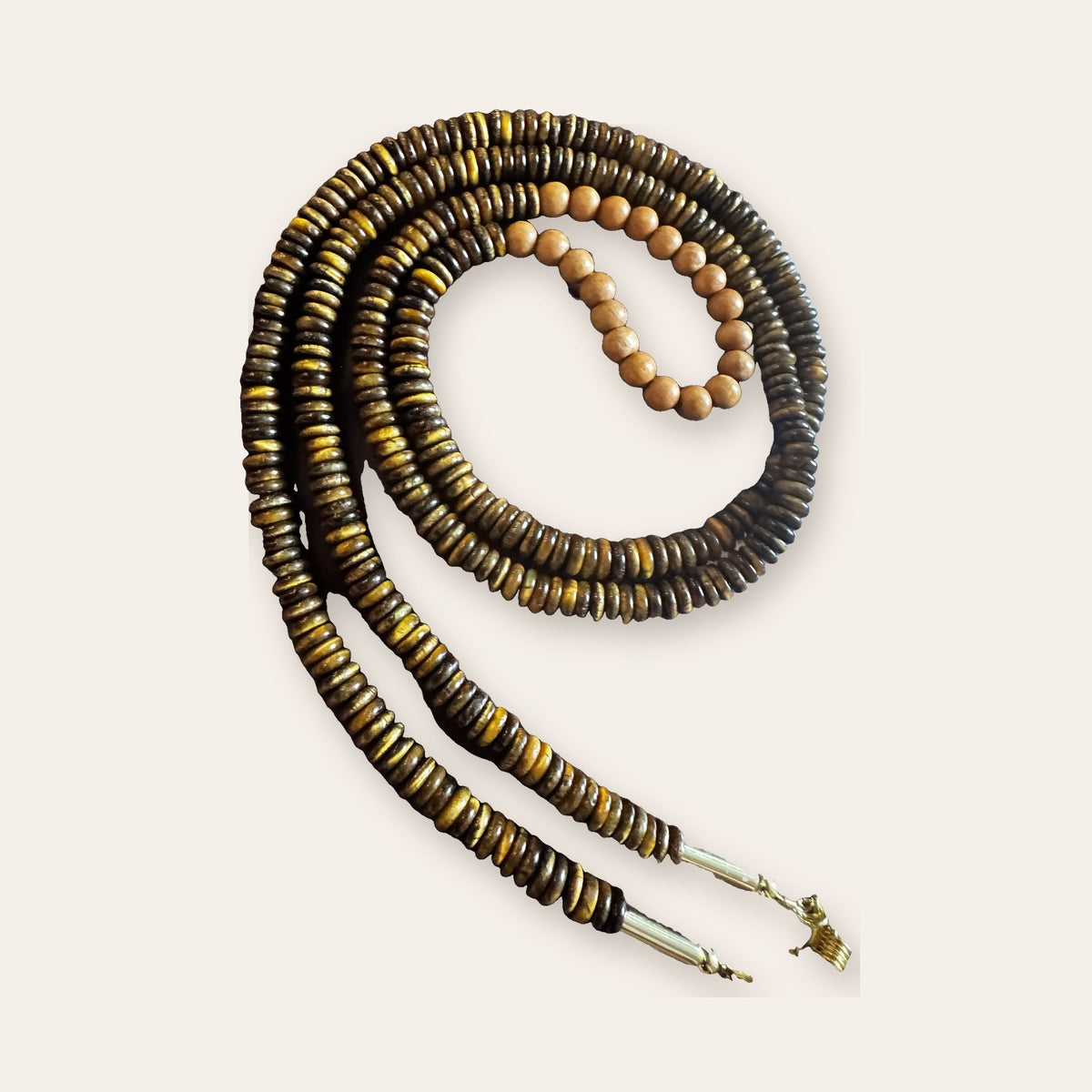 Eyeglass Chain, Signature